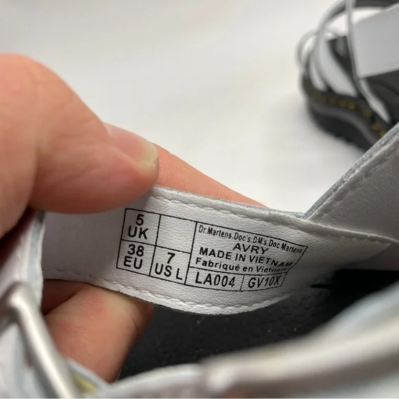 Dr. Doc Martens Avery Platform “White Black” 2023 - Picture 4 of 5